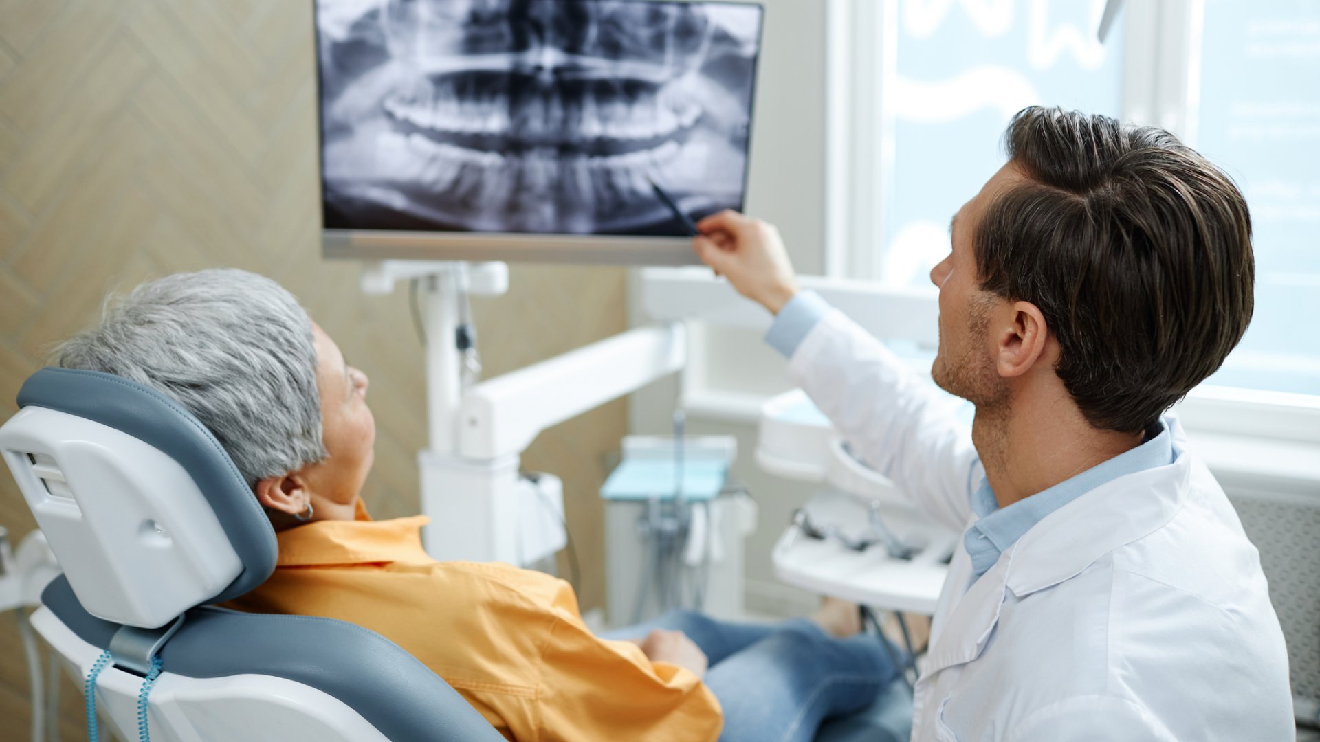 Fogbeültetés implantátummal Fogbeültetés implantátummal
